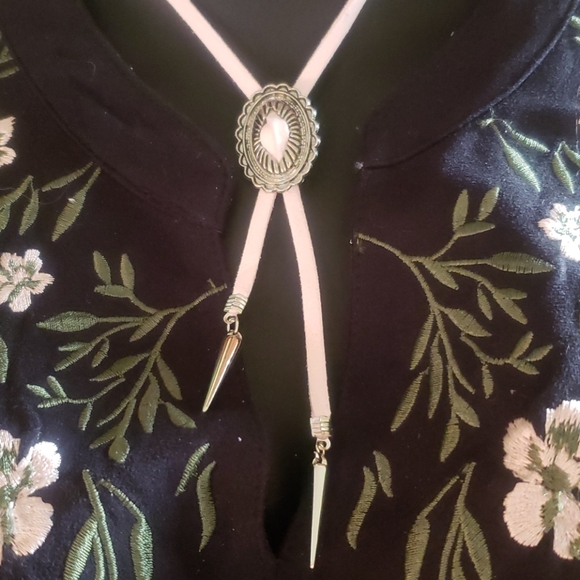 Pink Western Bolero Wrap Choker Necklace | Jewelry - Picture 3 of 7